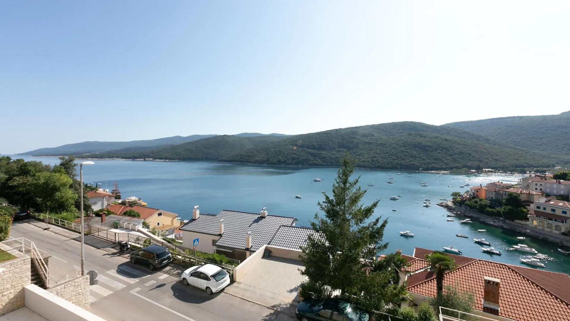 Apartments Kanat With Beautiful Sea View Rabac